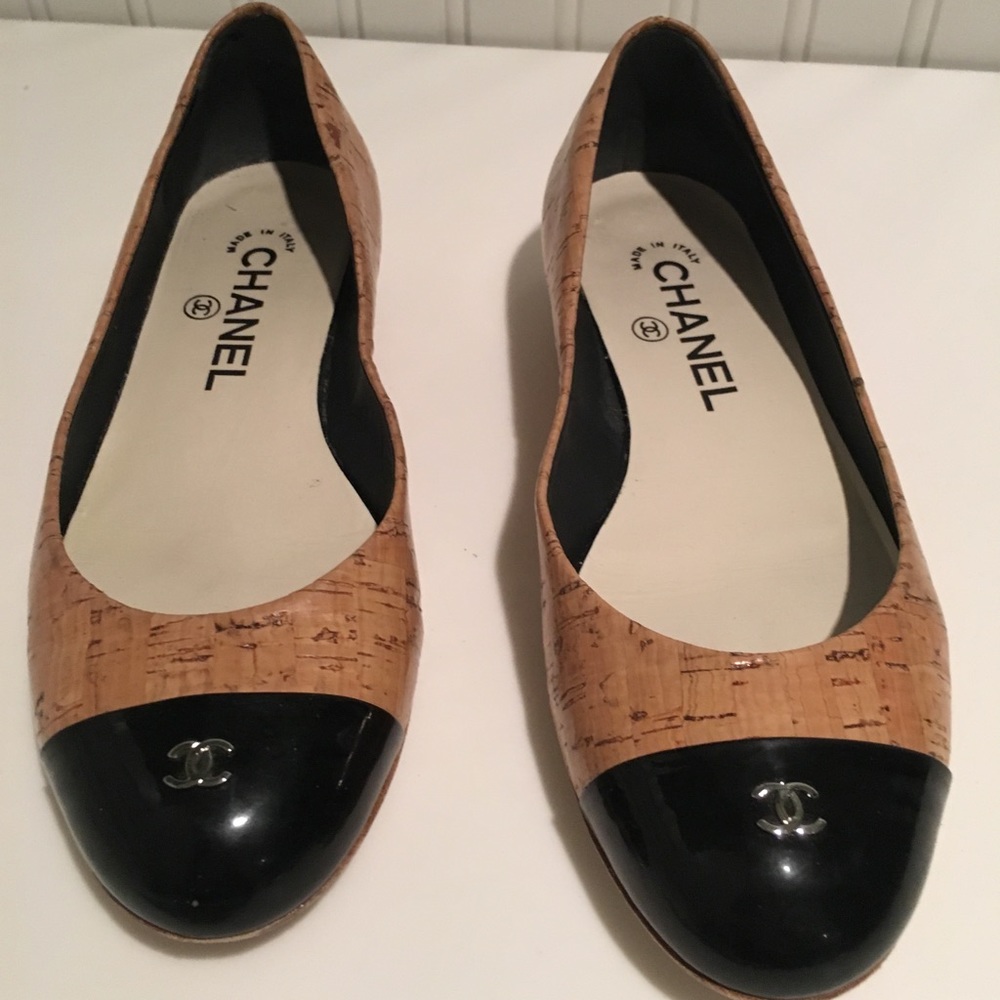 Chanel 5.5 flats made in Italy, preowned